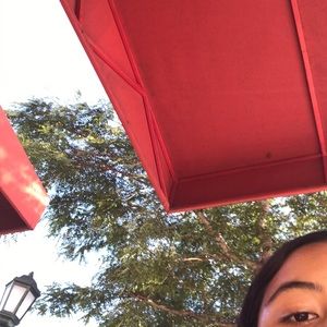 Meet your Posher, Daniela